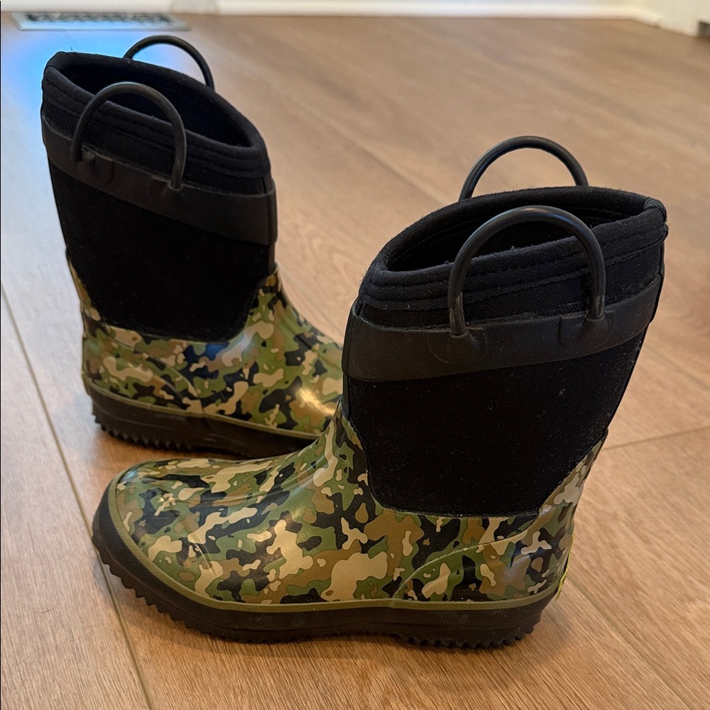 Western Chief Green Camouflage Kids' Boots
